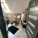 U Synagogy דירה