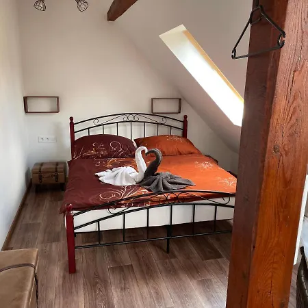 U Synagogy Apartman *