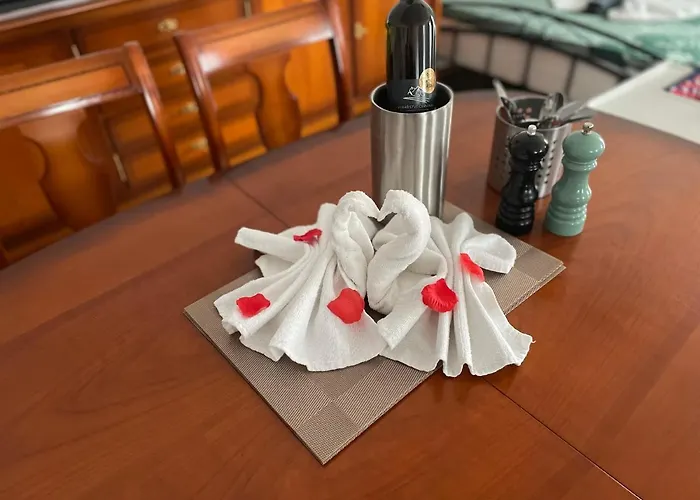 U Synagogy * دوبريس