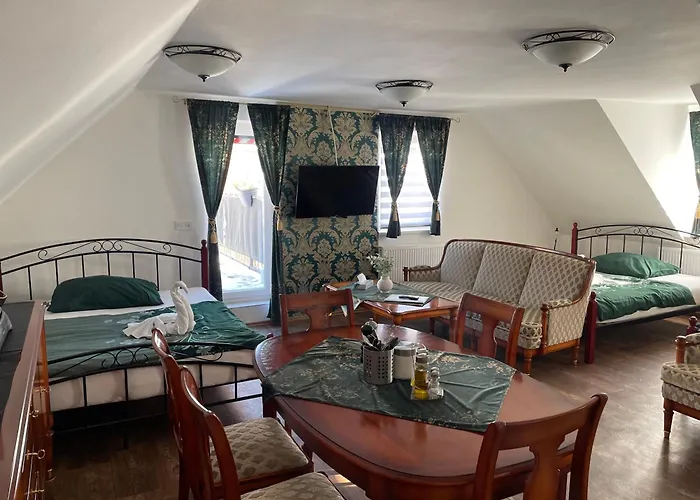 U Synagogy Apartman Dobříš